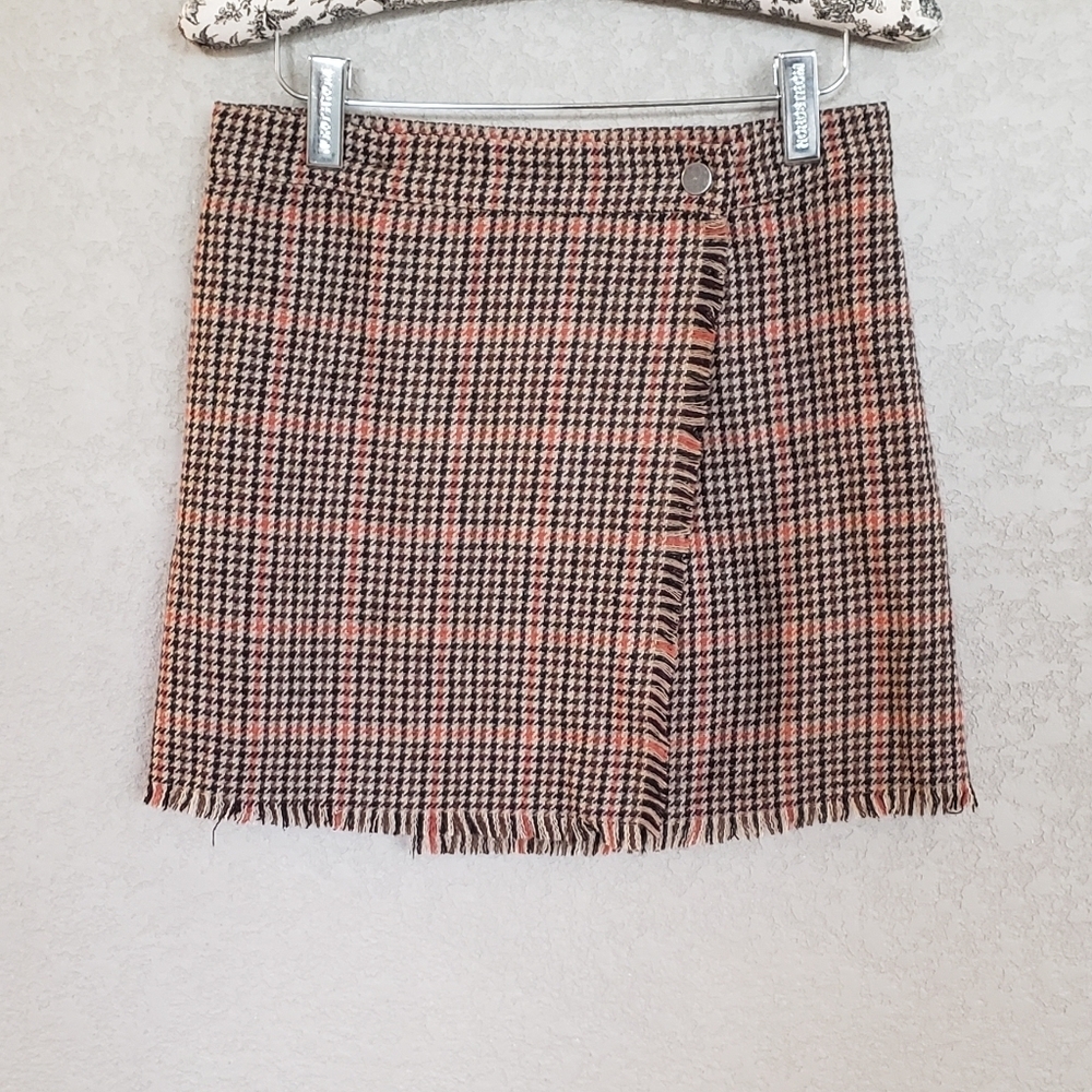 Urban Outfitters plaid wrap skirt size Medium